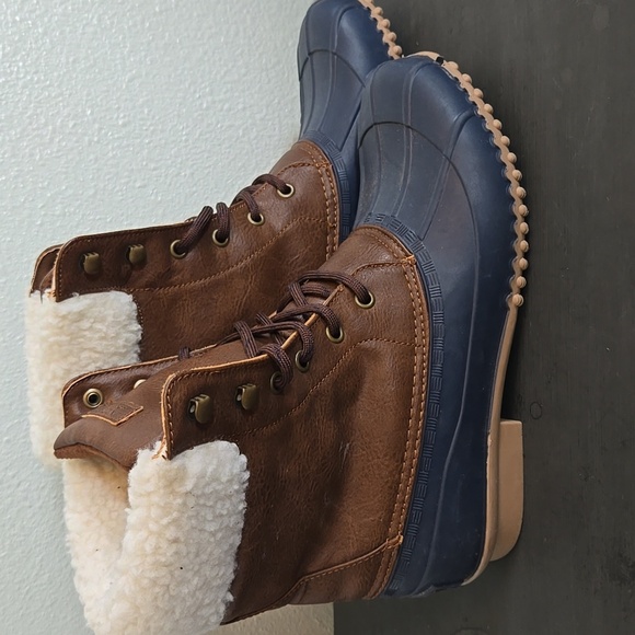 London Fog Windchill Winter Duck Boots Size 9 - Picture 3 of 10